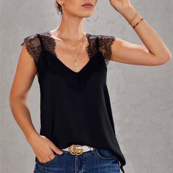 FINLEY Lace Black Top - Picture 4 of 5